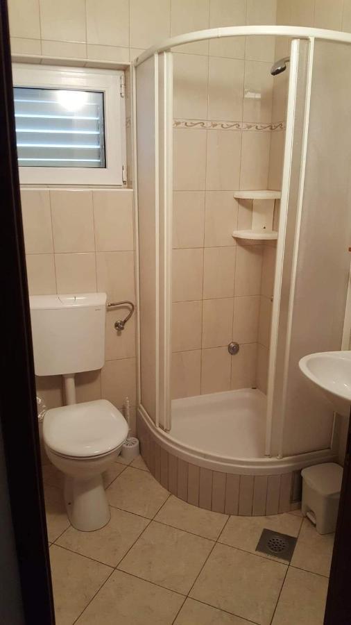 Apartments By The Sea Tucepi, Makarska - 2699 ภายนอก รูปภาพ