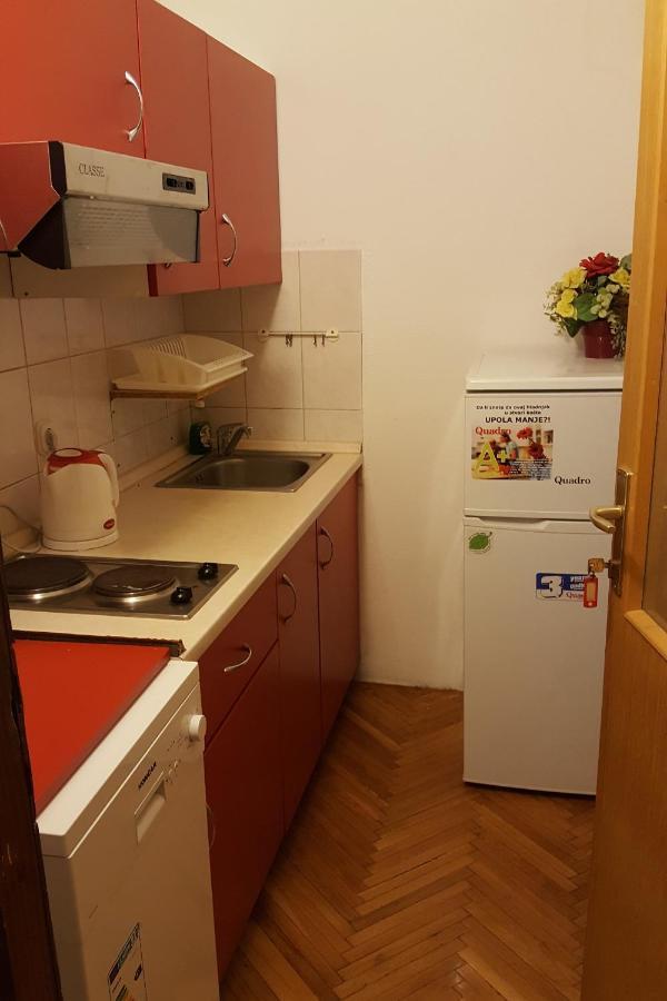 Apartments By The Sea Tucepi, Makarska - 2699 ภายนอก รูปภาพ