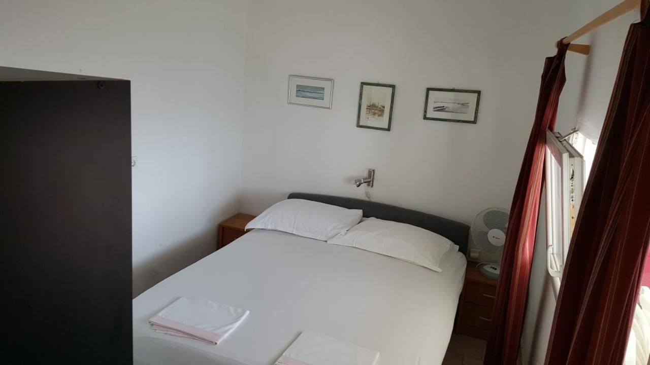 Apartments By The Sea Tucepi, Makarska - 2699 ภายนอก รูปภาพ